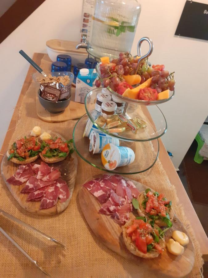 Borgo Fontana B&B Bari Ruang foto