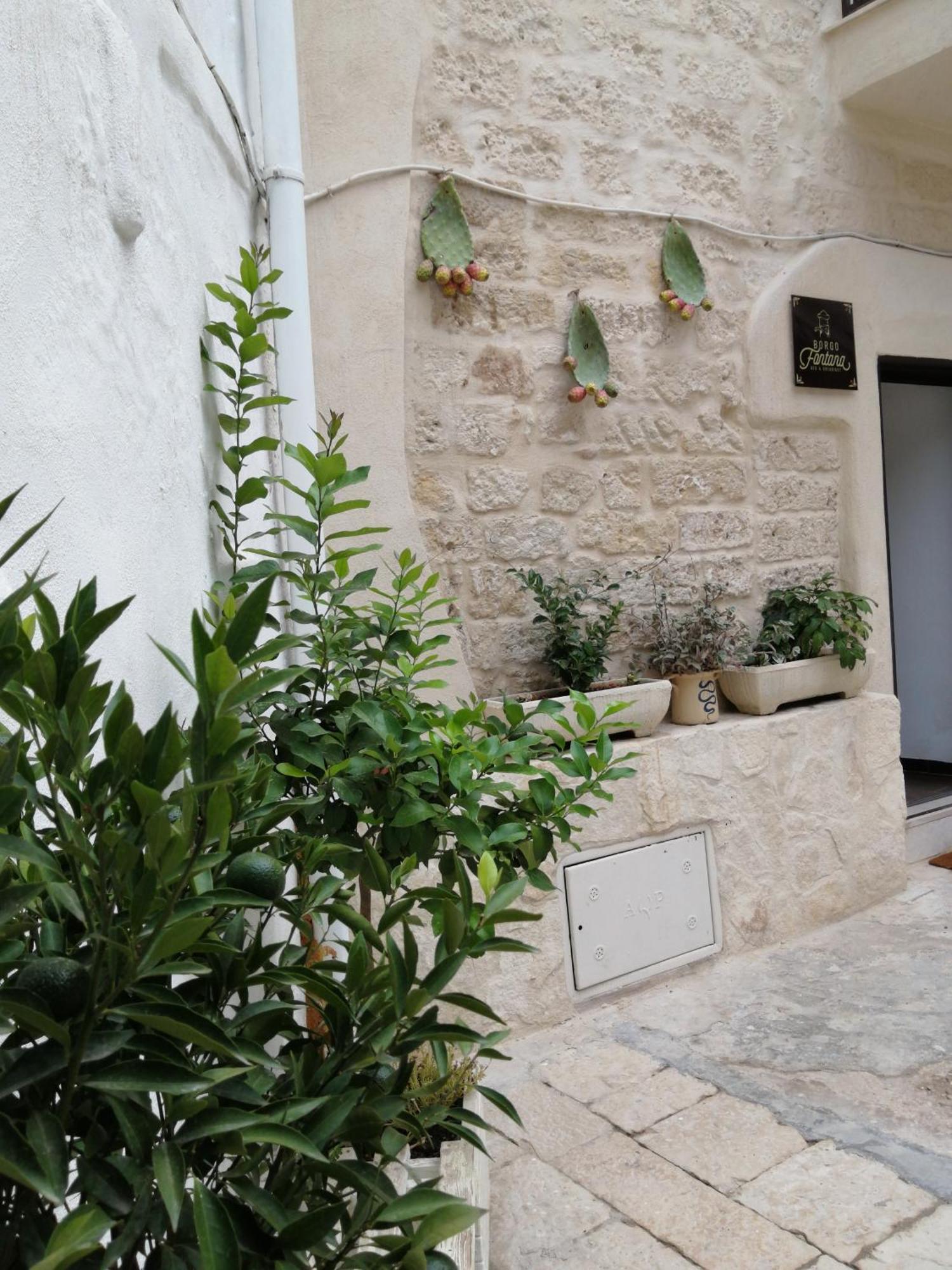Borgo Fontana B&B Bari Bagian luar foto